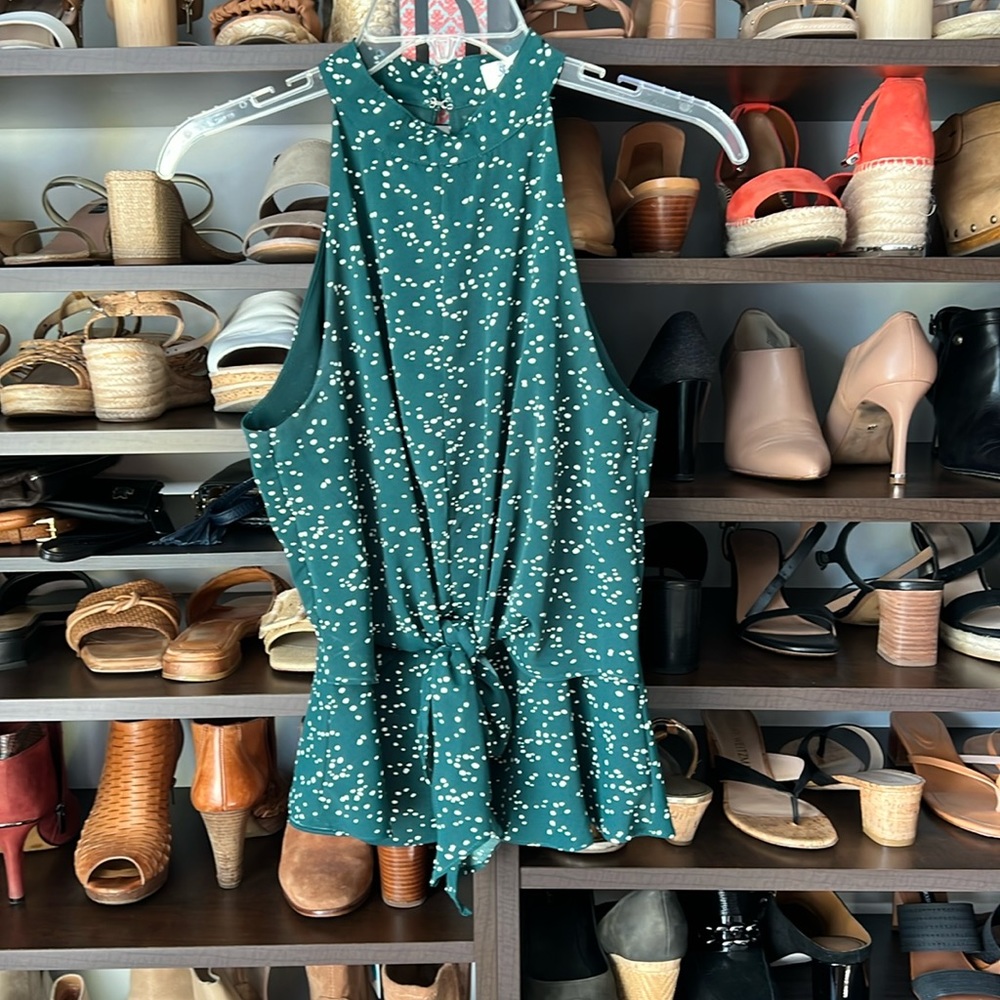 Sleeveless top